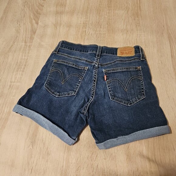 Signature Levi Strauss Low Rise Cuffed Stretch  Denim Jean Shorts Women’s Sz 24 - Picture 2 of 7